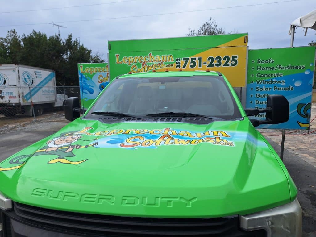 Pressure wash Truck